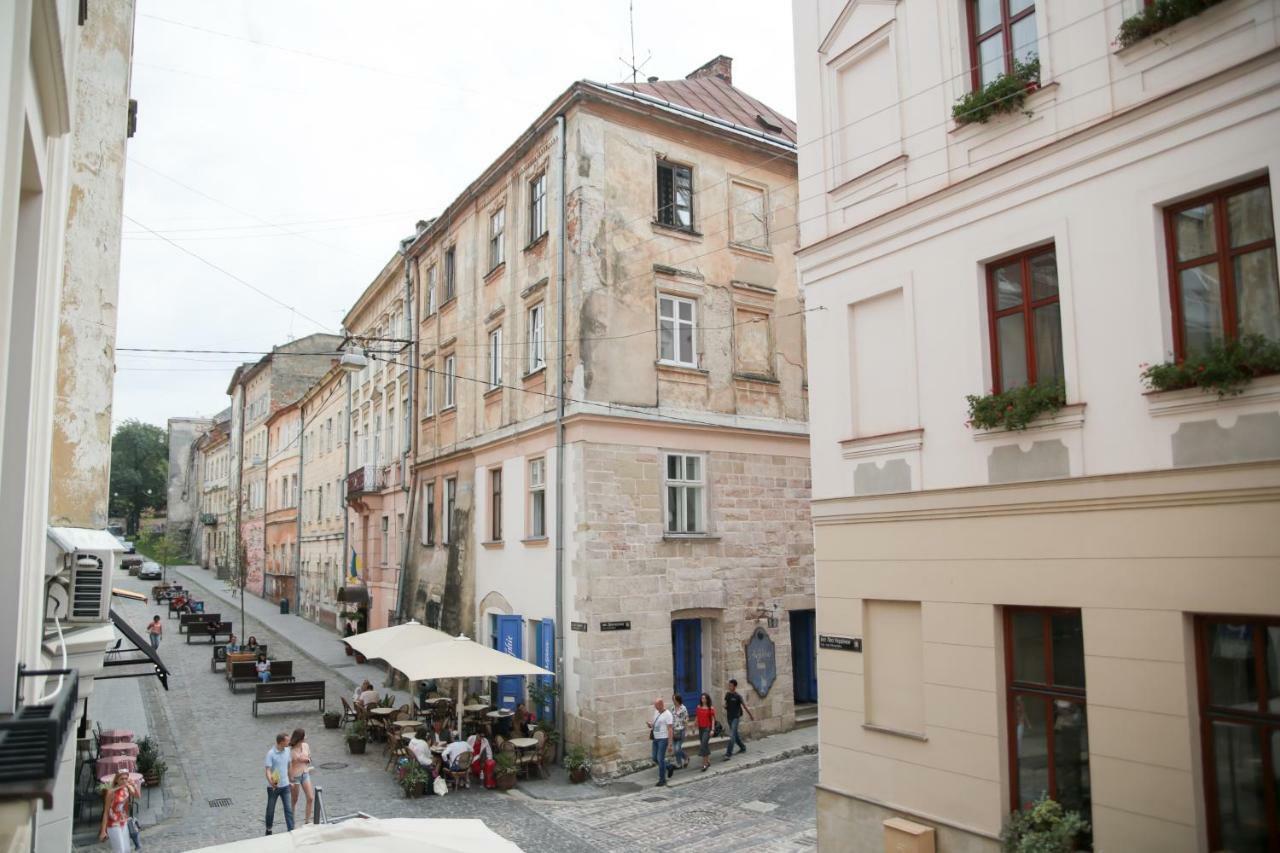 Апартаменти З Балконом Lviv Eksteriør bilde